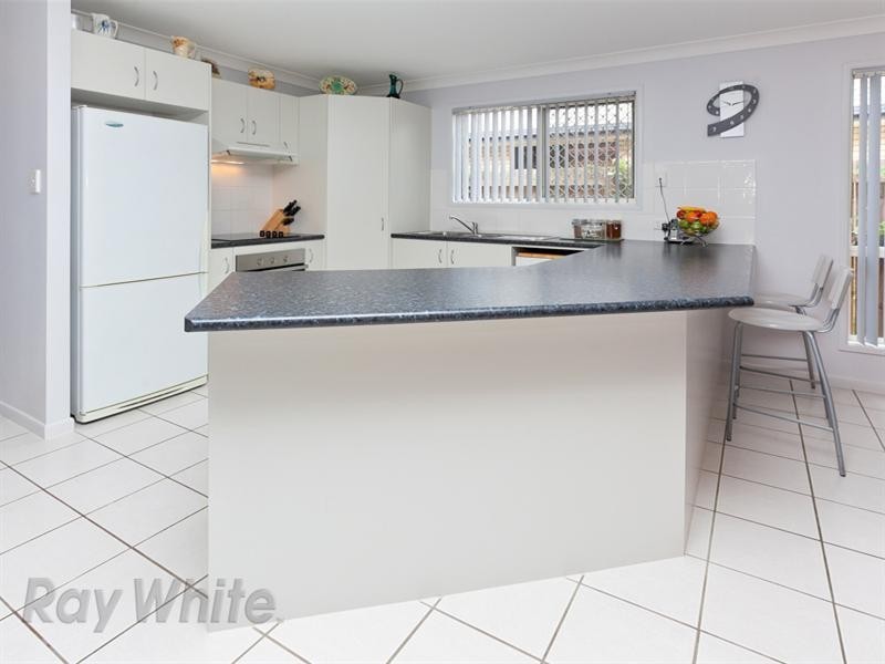 11 Jupiter Street, Springfield Lakes QLD 4300