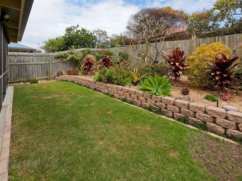 11 Jupiter Street, Springfield Lakes QLD 4300