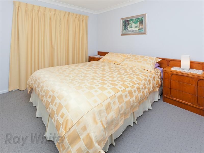 11 Jupiter Street, Springfield Lakes QLD 4300