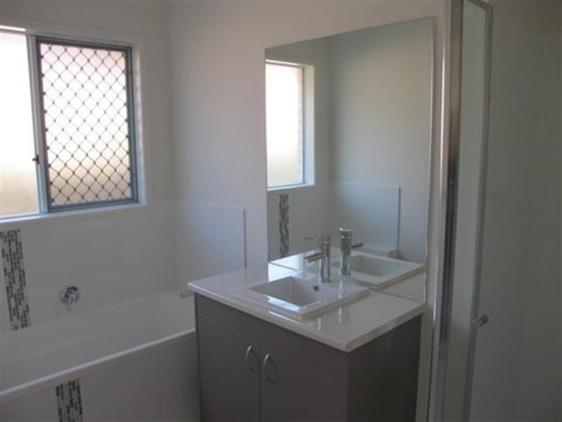 On Isidore Street, Augustine Heights QLD 4300