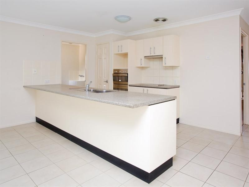 29 Esperance Crescent, Springfield Lakes QLD 4300