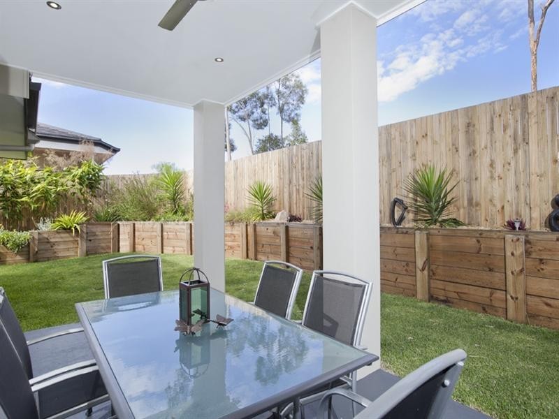 9 Cascades Street, Springfield Lakes QLD 4300