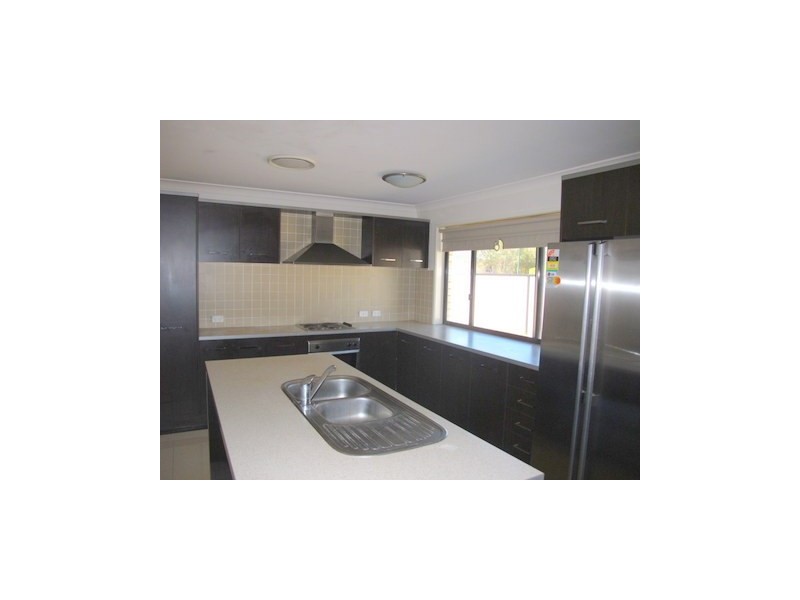 35 Toorak Street, Parkinson QLD 4115