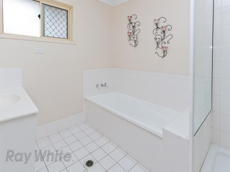 12 Maltry Street, Camira QLD 4300