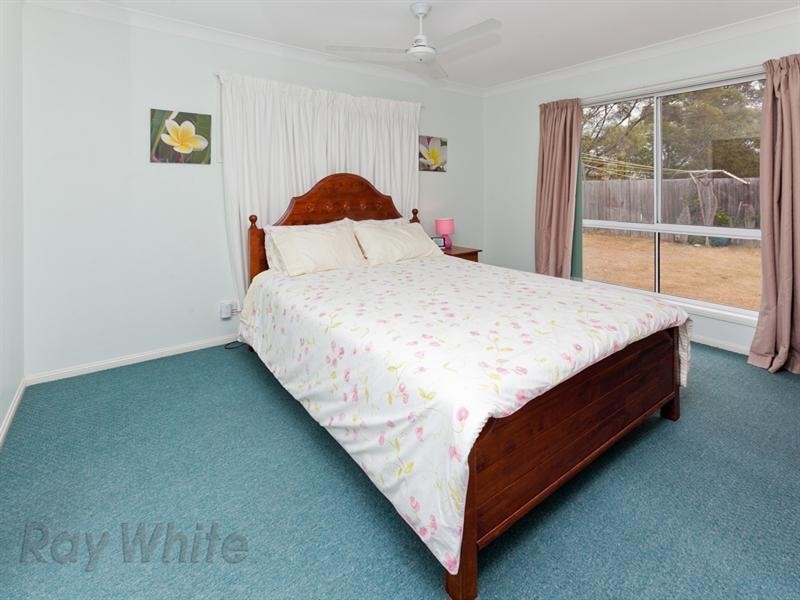 11 Scenic Crescent, Springfield QLD 4300