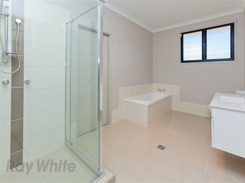 On Greenview Court, Springfield QLD 4300