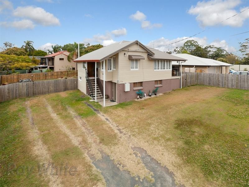 3 Stella Street, Camira QLD 4300