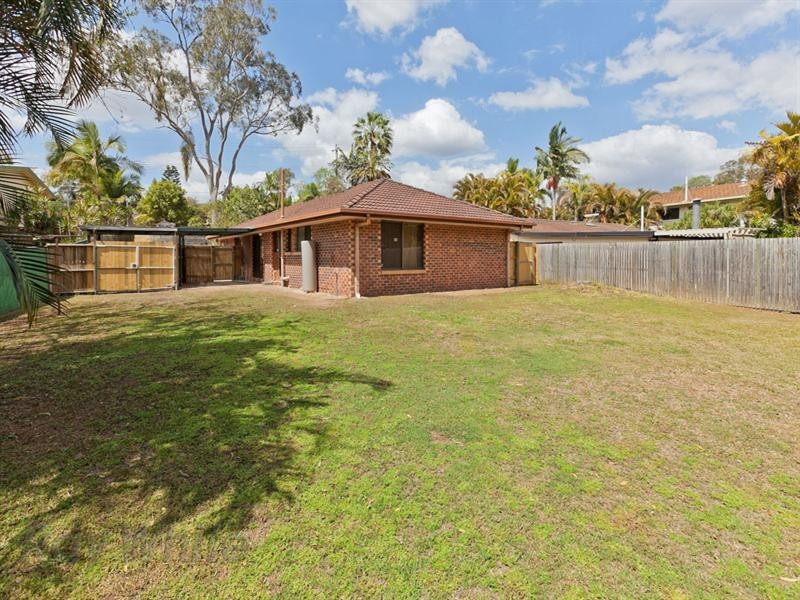 6 Robin Street, Camira QLD 4300