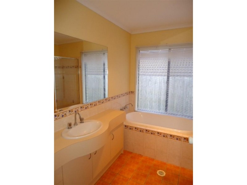 On Berkshire Place, Springfield Lakes QLD 4300