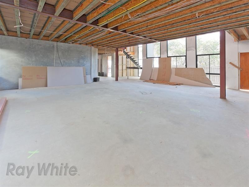 214 Lakeside Avenue, Springfield Lakes QLD 4300