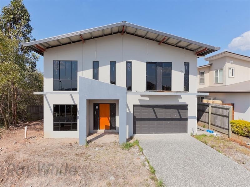 214 Lakeside Avenue, Springfield Lakes QLD 4300