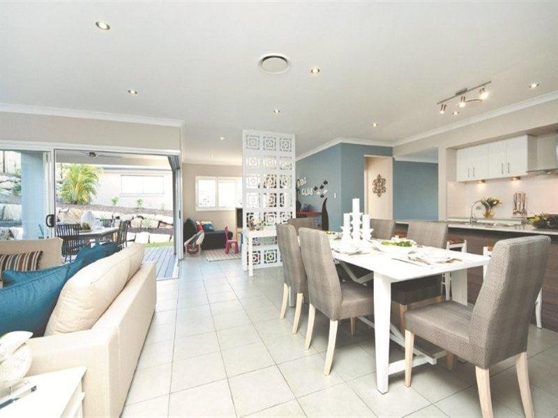 9 Finnigan Street, Augustine Heights QLD 4300