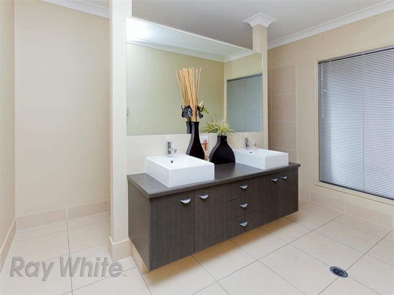 27 Ambrose Drive, Augustine Heights QLD 4300
