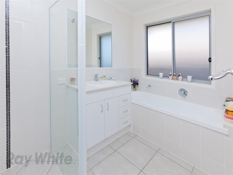 20 Barwell Street, Brassall QLD 4305