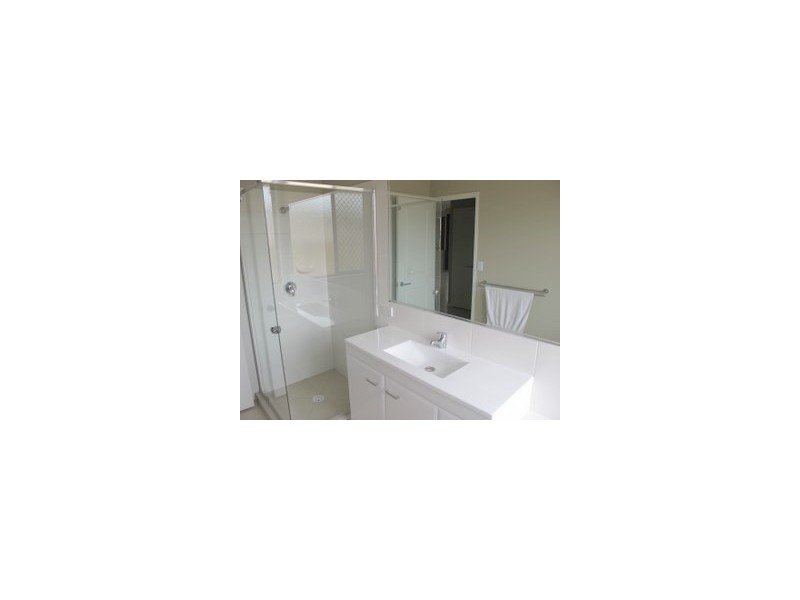 3 Pavia Place, Augustine Heights QLD 4300