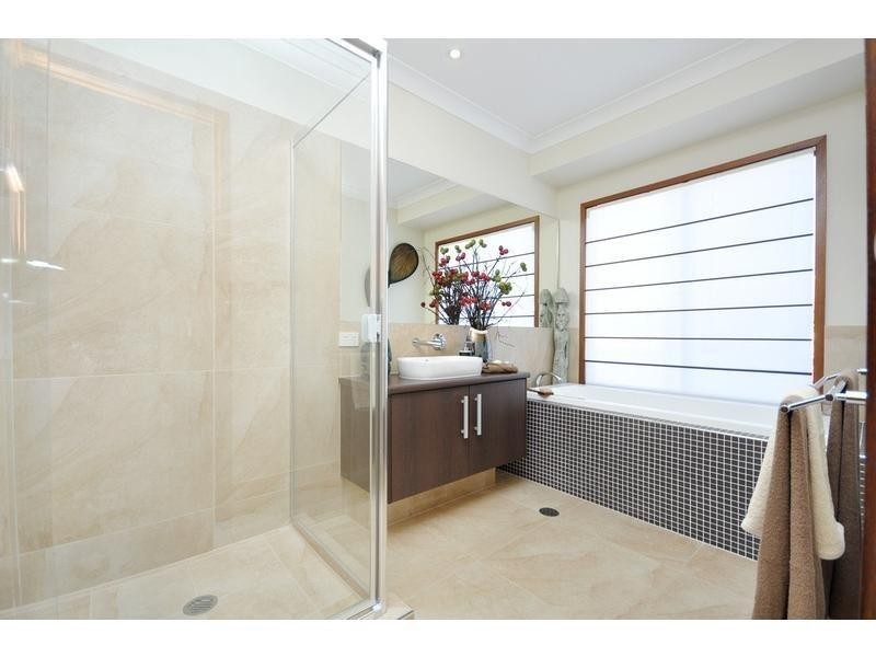 7 Finnigan Street, Augustine Heights QLD 4300