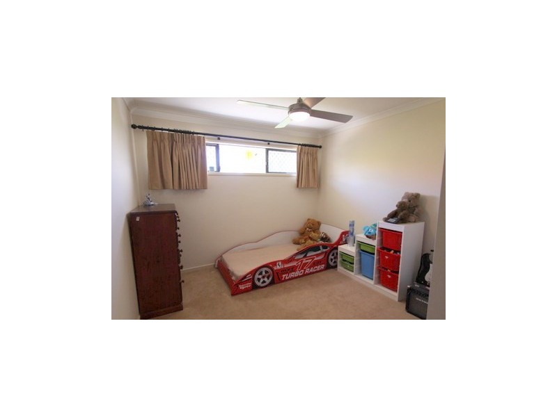 15 Ash Avenue, Springfield Lakes QLD 4300