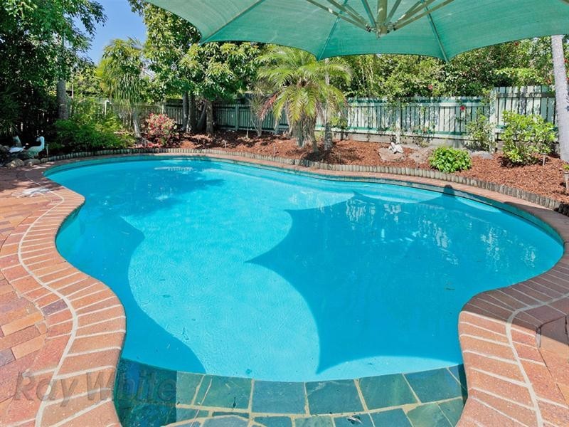 32 Dale Road, Camira QLD 4300