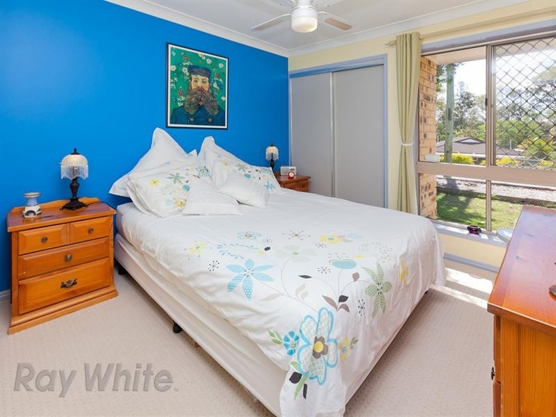 32 Dale Road, Camira QLD 4300