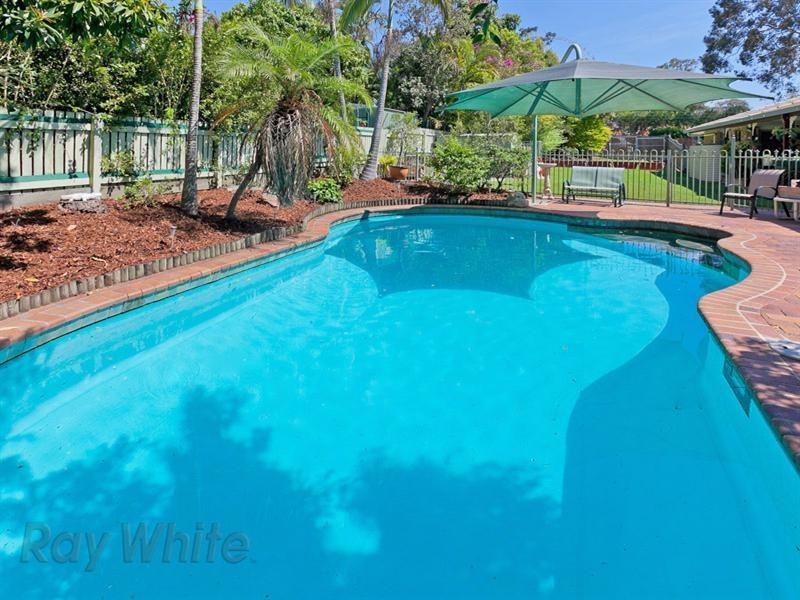 32 Dale Road, Camira QLD 4300
