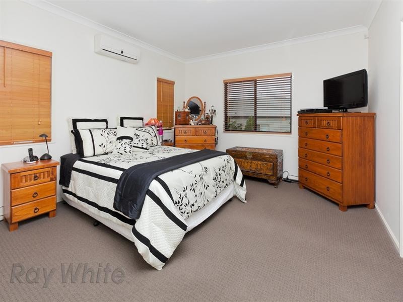 34 The Promenade, Springfield Lakes QLD 4300