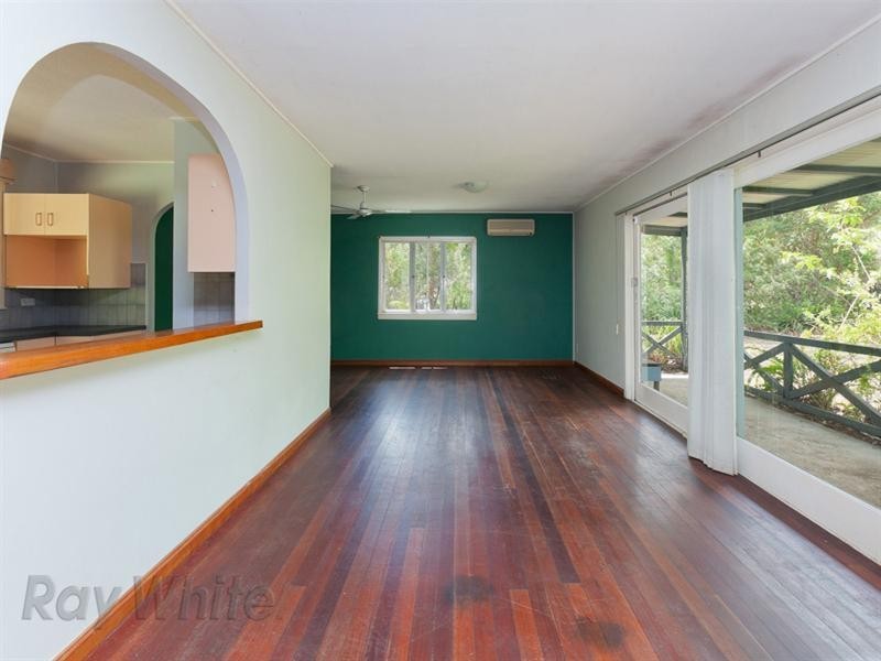 36 Addison Road, Camira QLD 4300