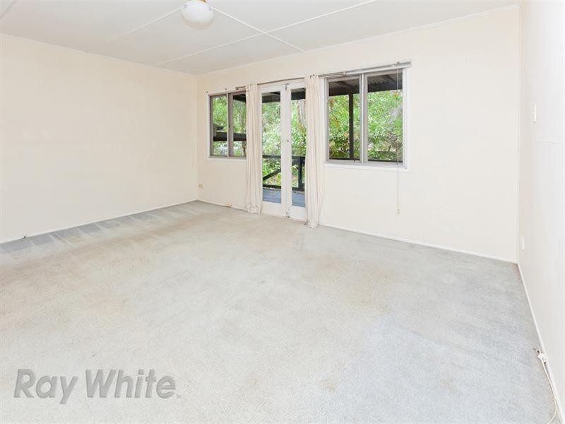 36 Addison Road, Camira QLD 4300