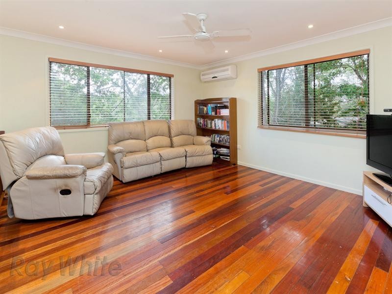 37 Sherwood Crescent, Bellbird Park QLD 4300