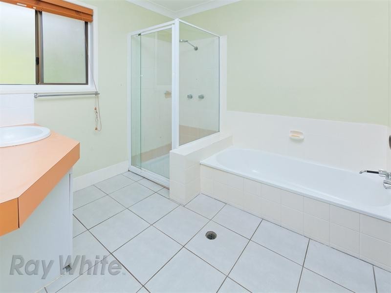37 Sherwood Crescent, Bellbird Park QLD 4300