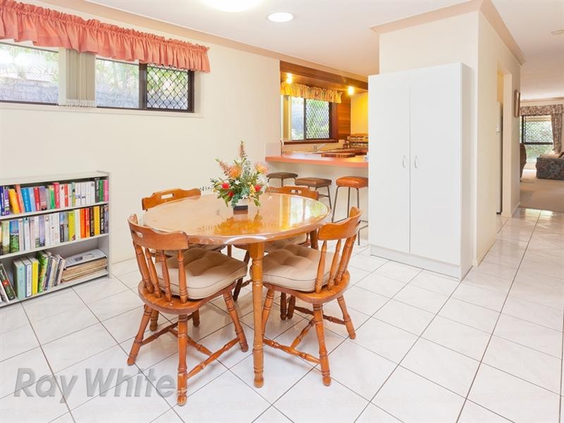 10 Durham Court, Camira QLD 4300