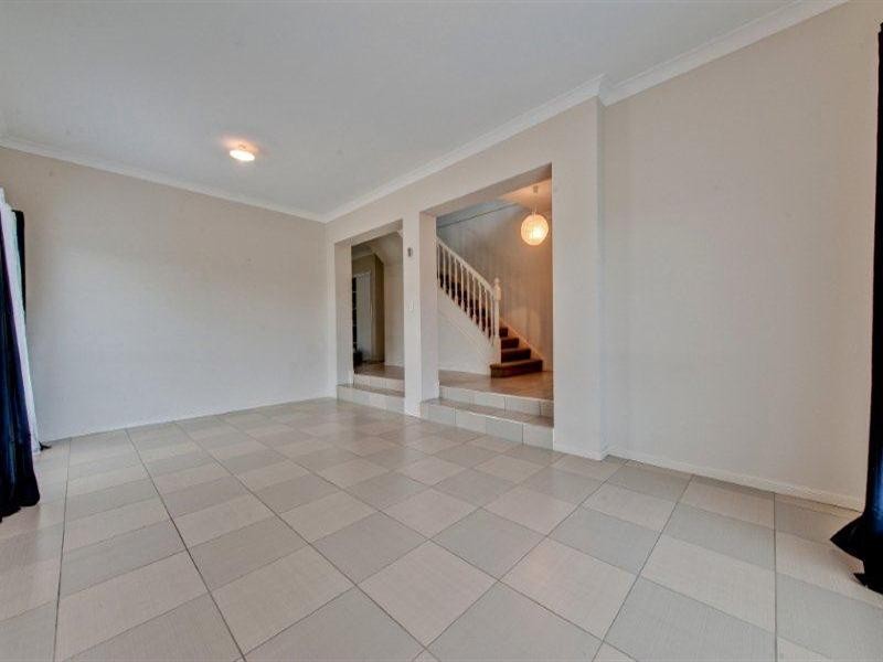 76 Opossum Circuit, Springfield Lakes QLD 4300