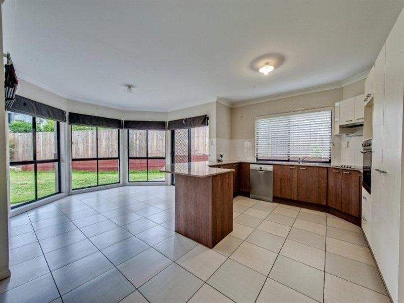 76 Opossum Circuit, Springfield Lakes QLD 4300