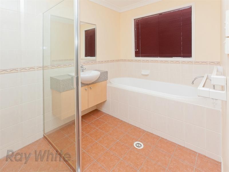 181 Lakeside Avenue, Springfield Lakes QLD 4300