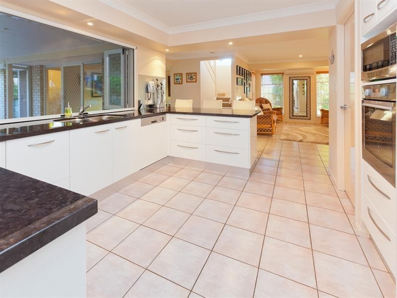 7 Cockatoo Place, Springfield QLD 4300