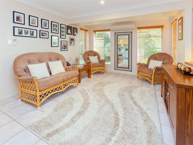 7 Cockatoo Place, Springfield QLD 4300