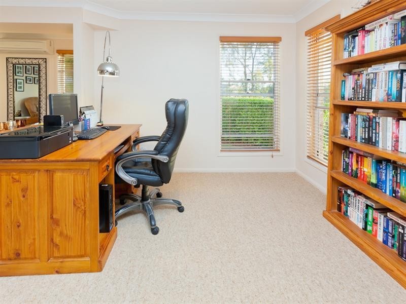 7 Cockatoo Place, Springfield QLD 4300