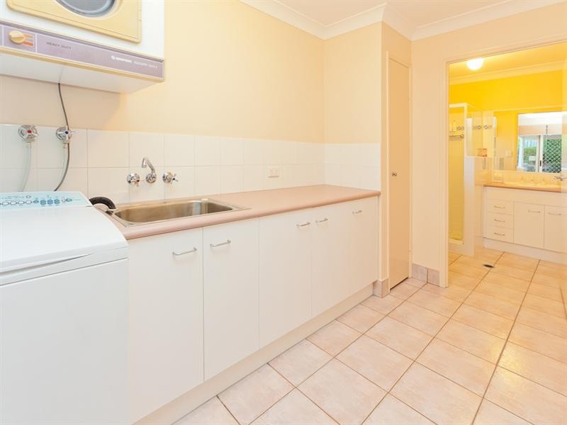 7 Cockatoo Place, Springfield QLD 4300