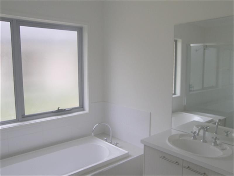 On Old Logan Road, Camira QLD 4300