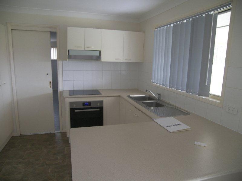 32 Highpeak Crescent, Springfield QLD 4300