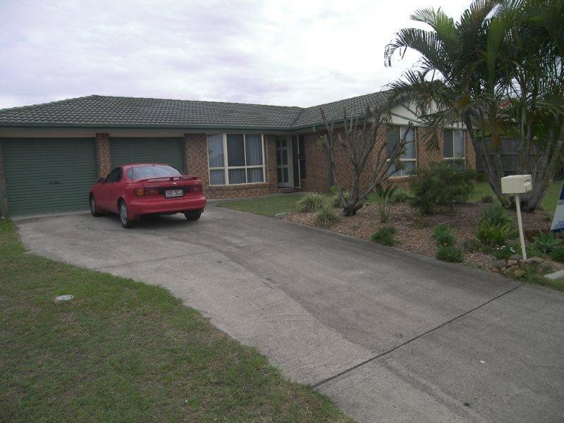 32 Highpeak Crescent, Springfield QLD 4300