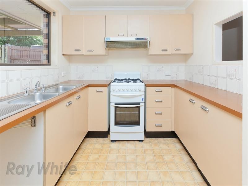 9 Acacia Place, Camira QLD 4300