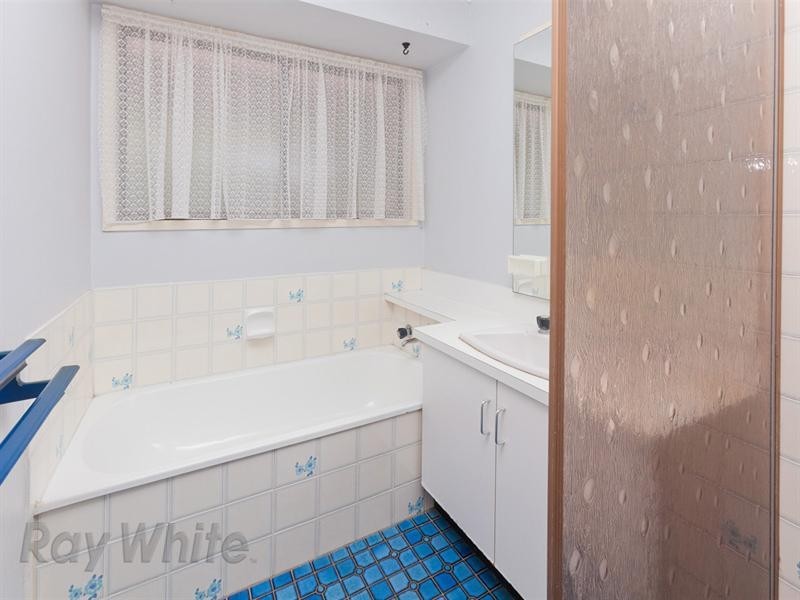 9 Acacia Place, Camira QLD 4300