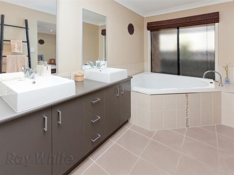 58 Parkside Drive, Springfield QLD 4300