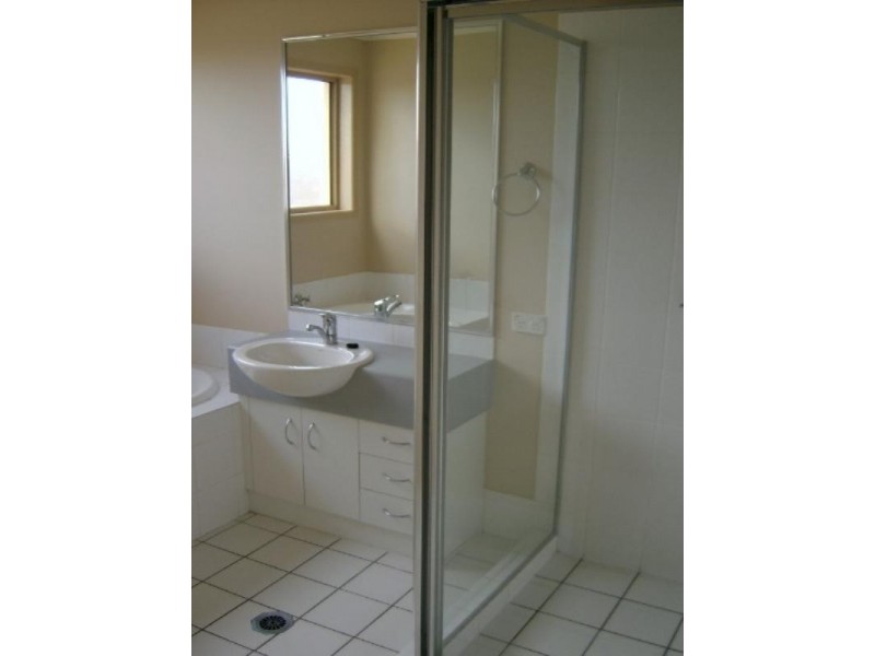 6 Danube Crescent, Springfield QLD 4300