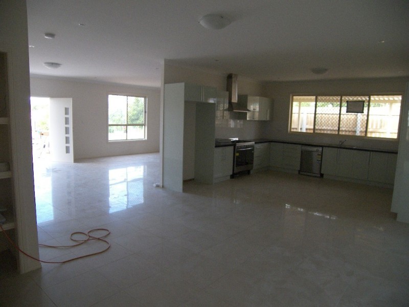 Springfield Lakes QLD 4300