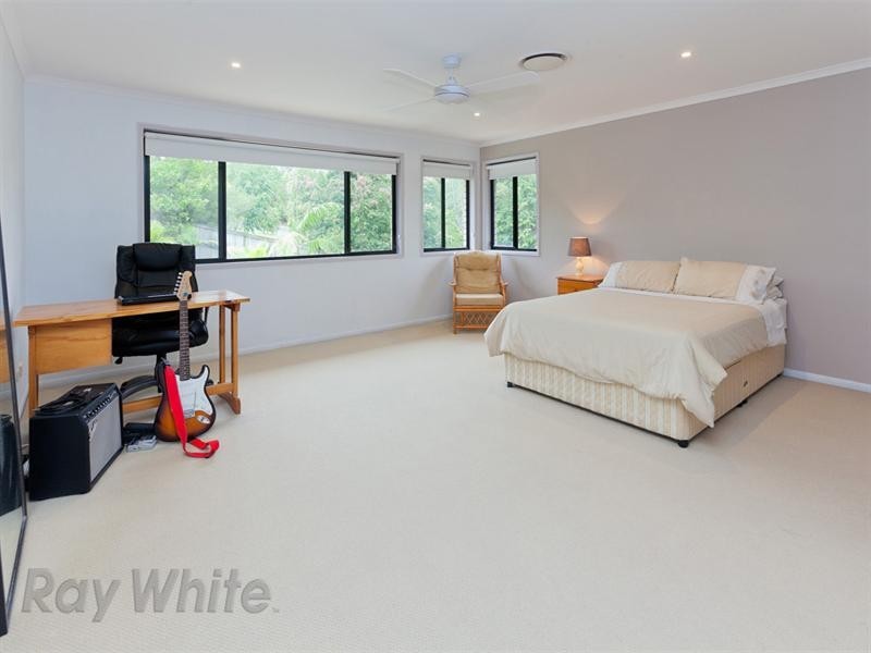 1 Clarence Avenue, Springfield QLD 4300