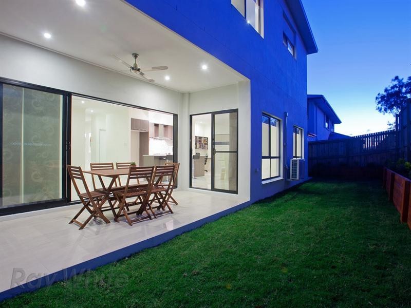 45 Riverine Drive, Springfield Lakes QLD 4300