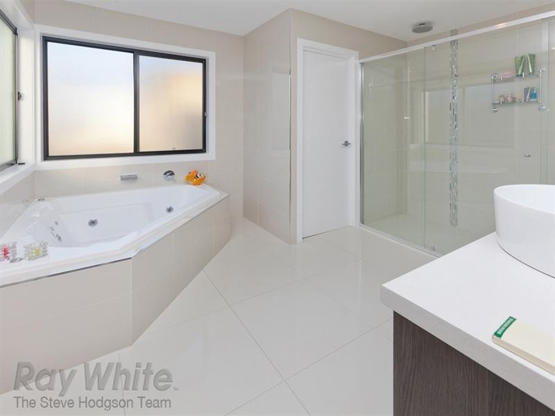 45 Riverine Drive, Springfield Lakes QLD 4300