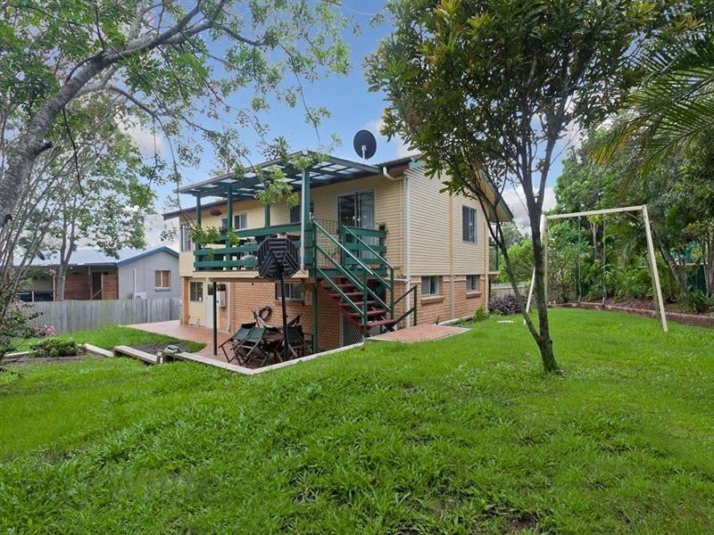 2 Woodlands Avenue, Camira QLD 4300