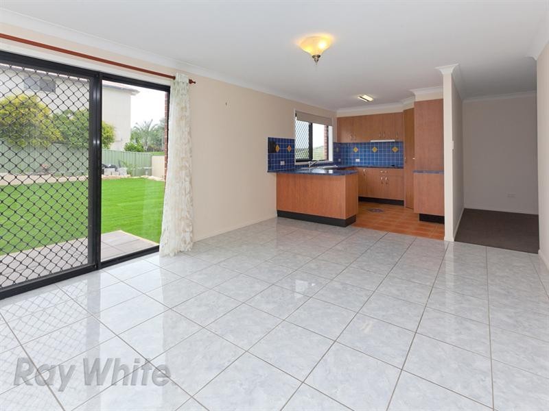 3 Carlton Place, Springfield QLD 4300